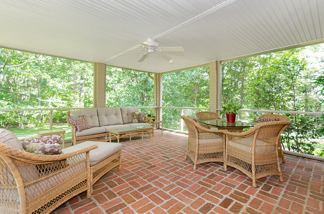 Three-Season Sunroom